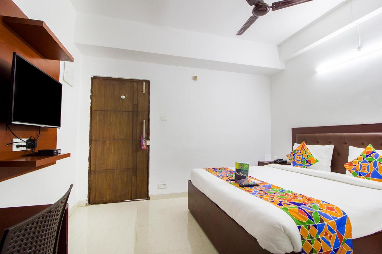 Fabhotel Limestone Aura Hyderabad Exterior foto