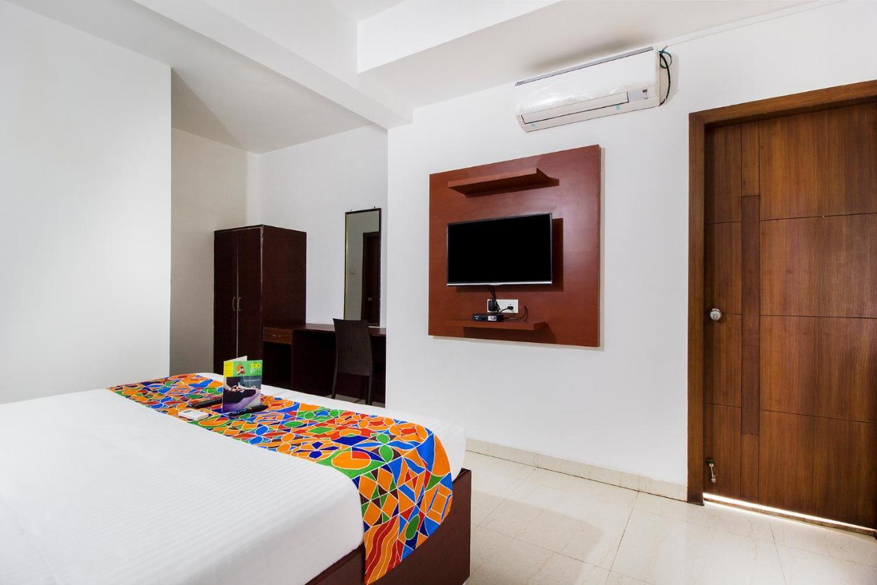 Fabhotel Limestone Aura Hyderabad Exterior foto
